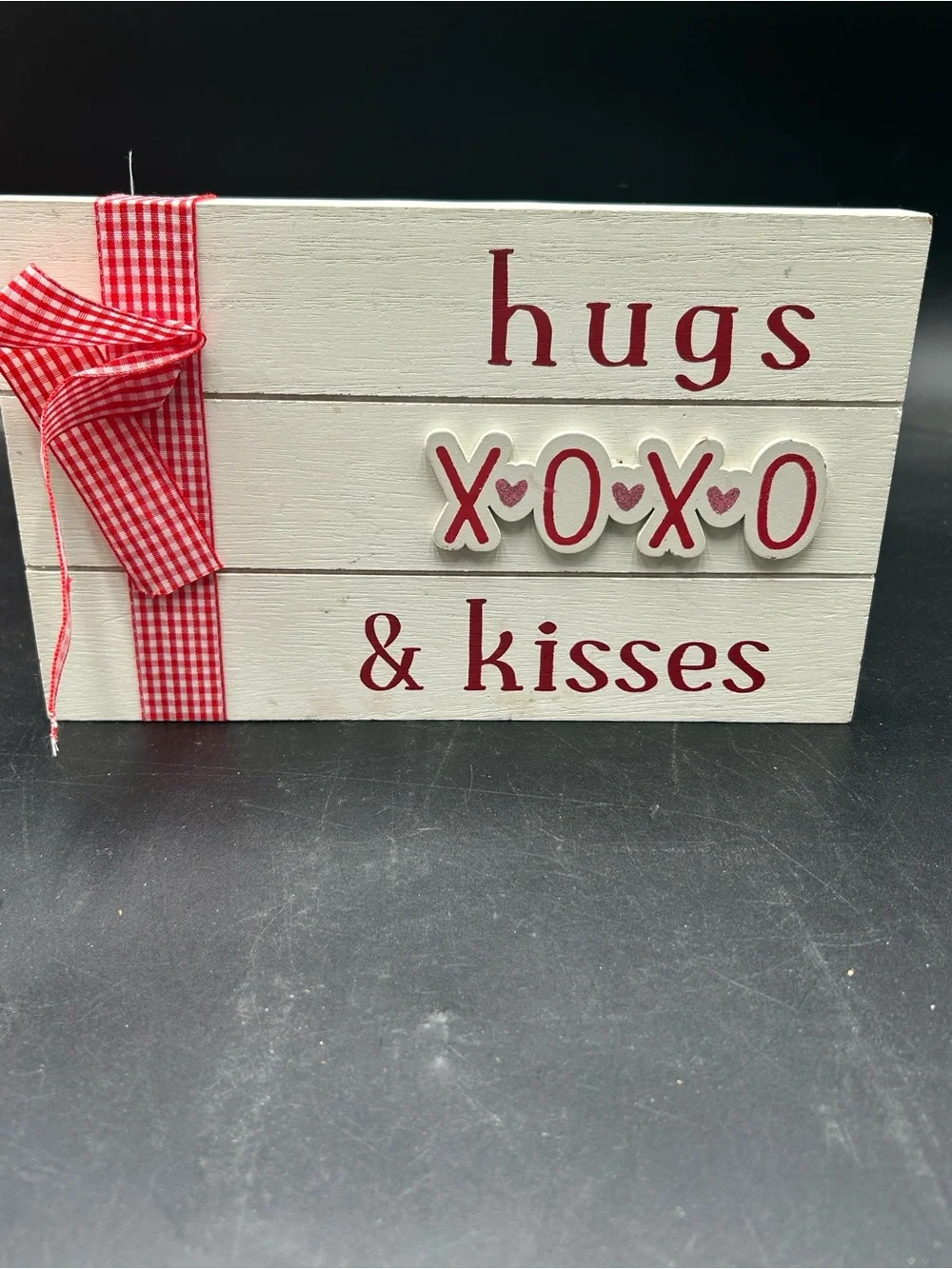 Hugs & Kisses Wooden Sign - Red and White, valentine